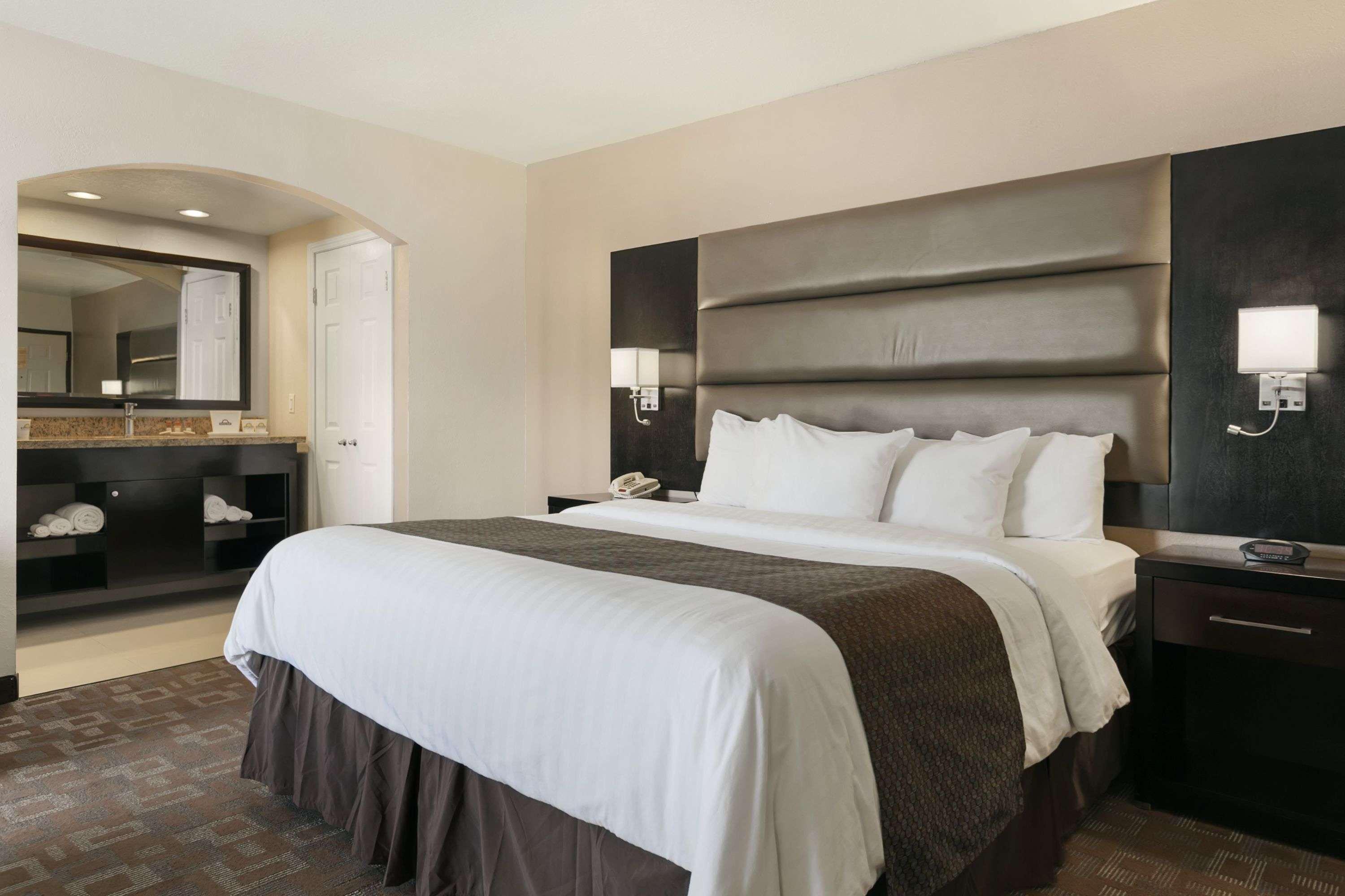Days Inn By Wyndham Downey Dış mekan fotoğraf