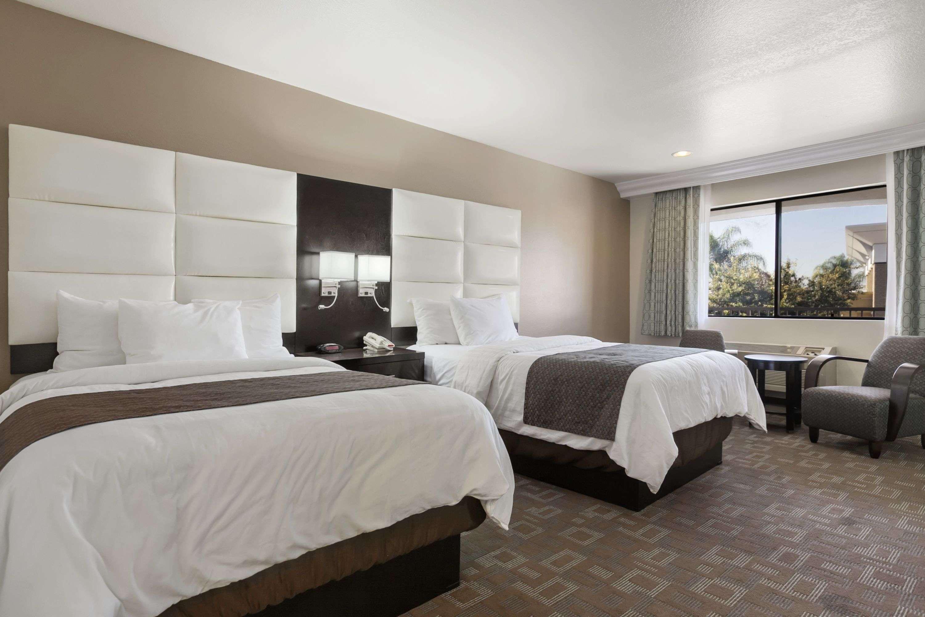 Days Inn By Wyndham Downey Dış mekan fotoğraf