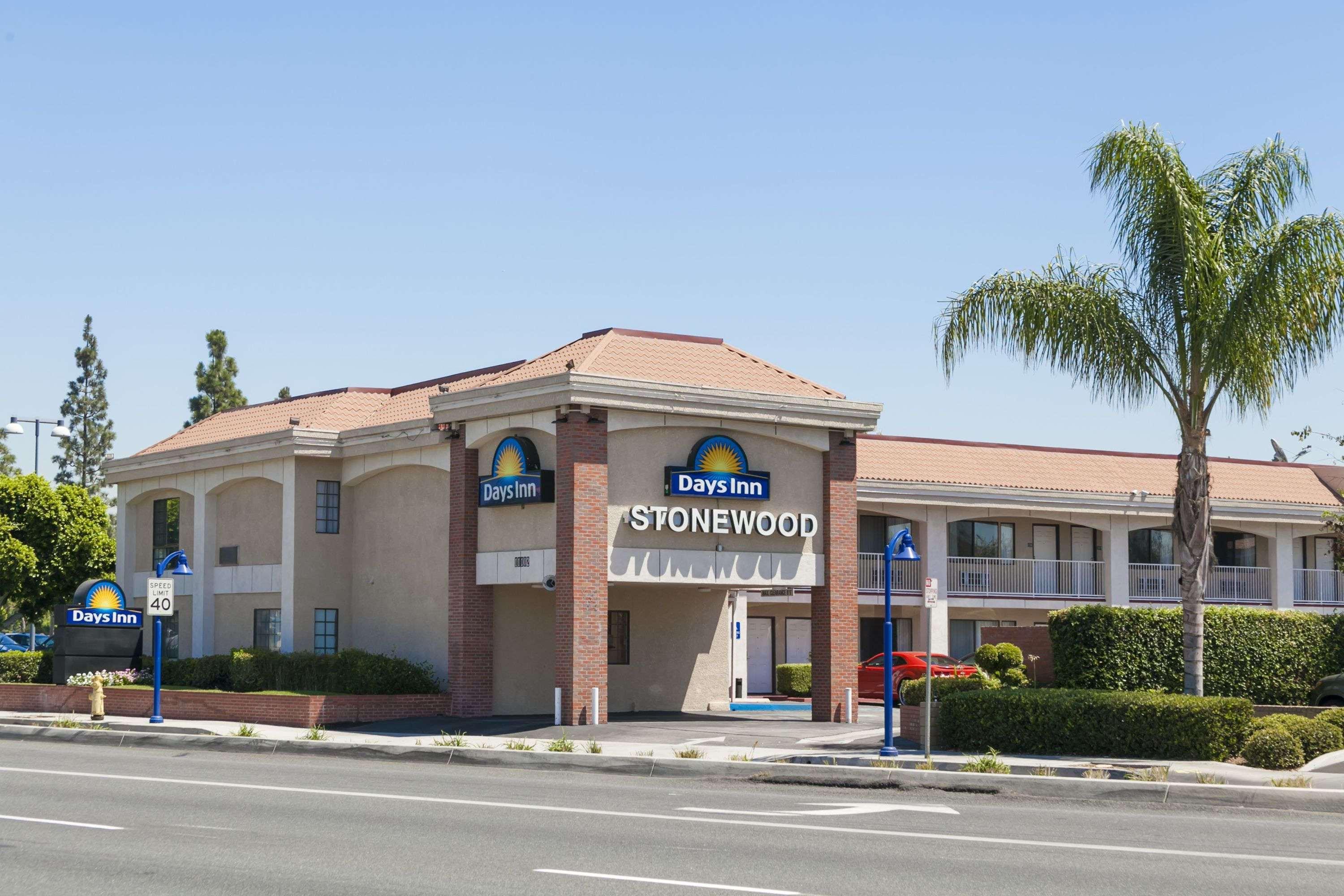 Days Inn By Wyndham Downey Dış mekan fotoğraf