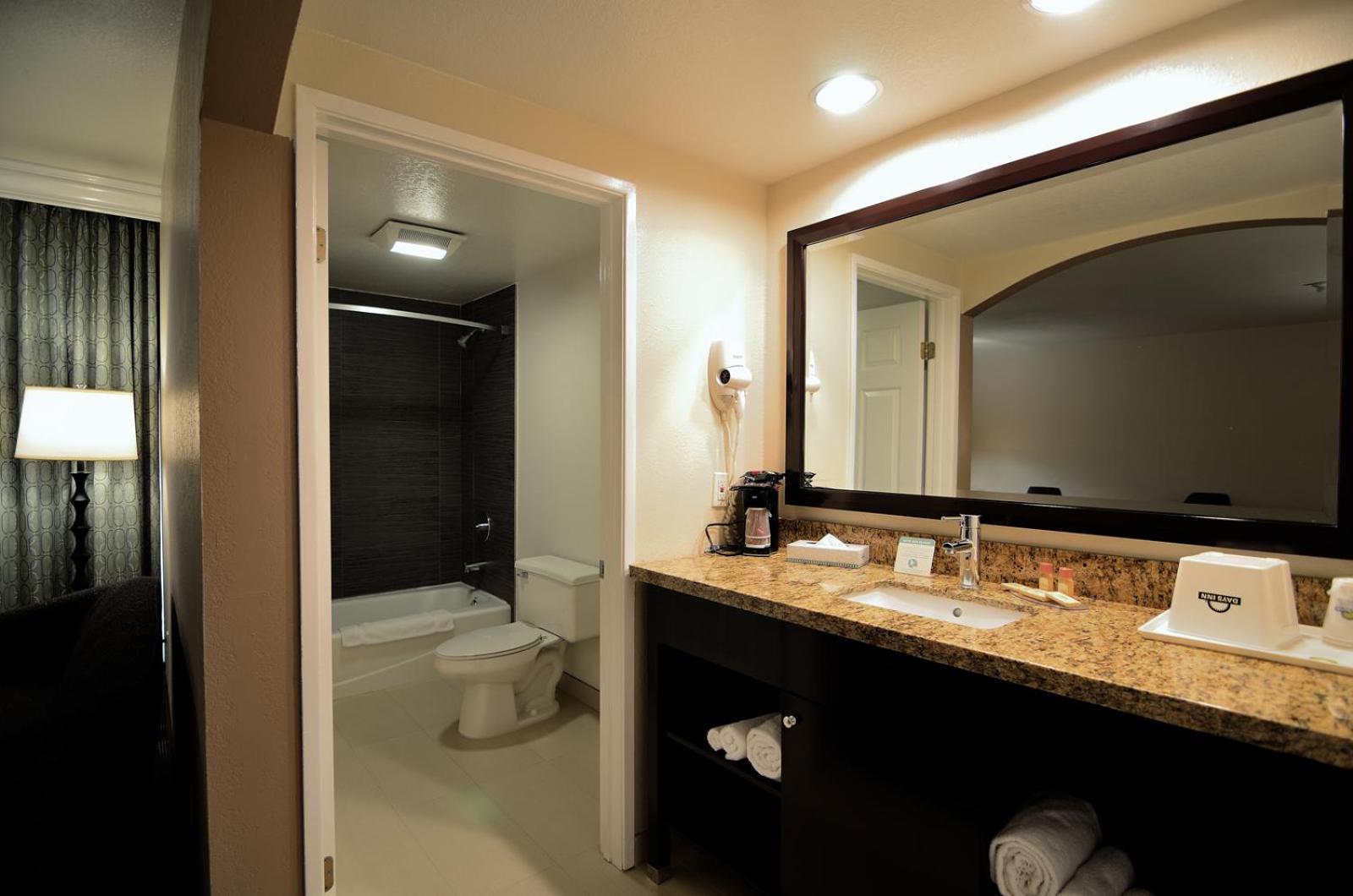 Days Inn By Wyndham Downey Dış mekan fotoğraf